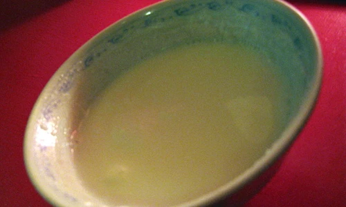 Độc lạ đặc sản rượu sữa ngựa cao nguyên Mông Cổ