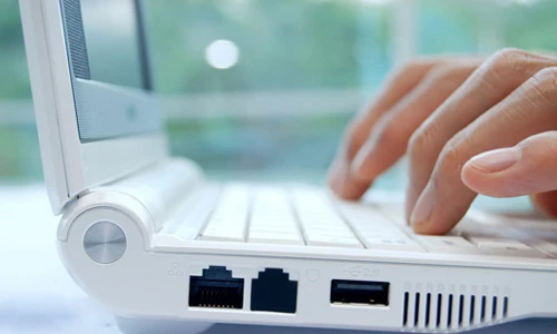 Cách sử dụng máy tính an toàn, không gây ung thư