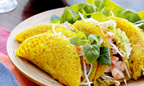 9 đặc sản tuyệt ngon xứ Huế