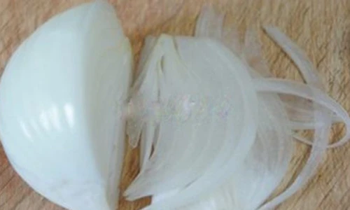 10 mẹo thái các loại hành không cay mắt