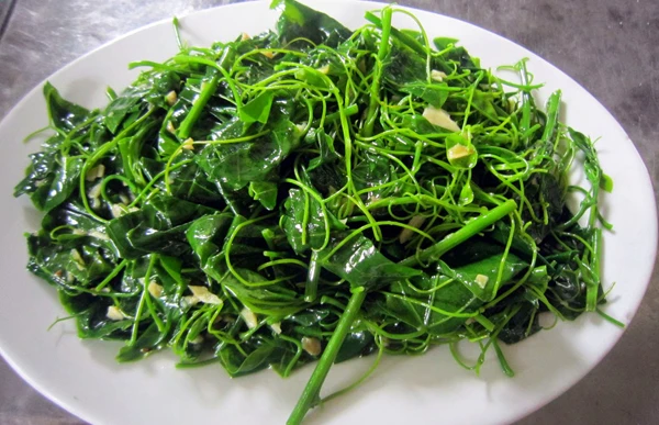 Món ngon từ đặc sản rau bò khai vùng cao