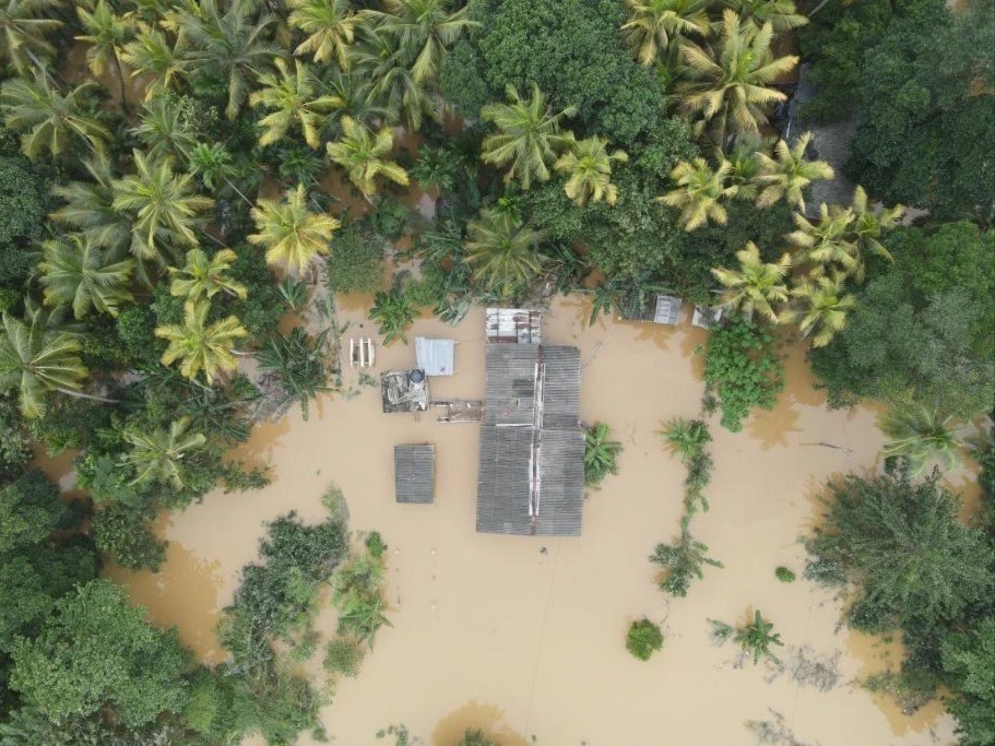 Toàn cảnh mưa lũ hoành hành ở Châu Á, hơn 1.160 người thiệt mạng