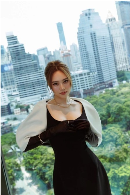 Phía Ninh Dương Lan Ngọc phủ nhận thông tin có biệt thự trị giá 70 tỷ đồng. Ảnh: FBNV. ndln-2.png