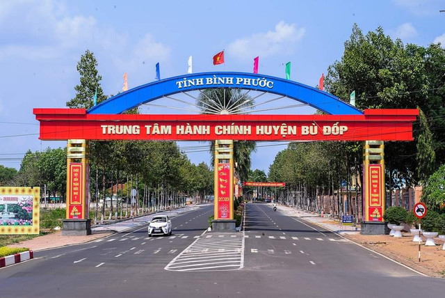 Công ty Sao Việt là cái tên quen thuộc khi tham gia đấu các gói thầu xây lắp tại huyện Bù Đốp. Ảnh IT. budop-1.jpg