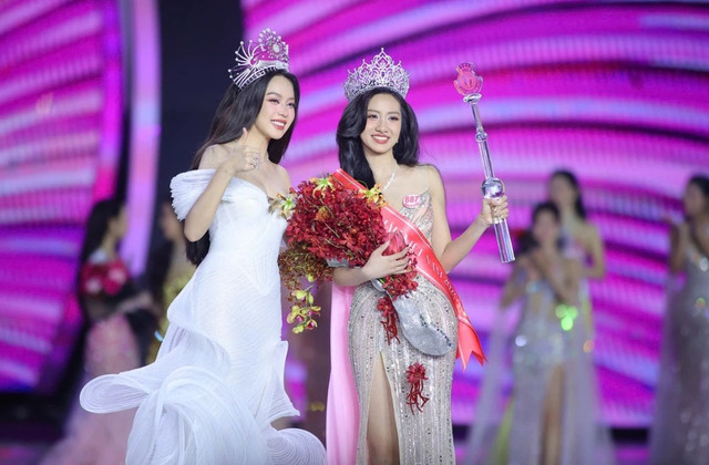 Hà Trúc Linh trong giây phút đăng quang Hoa hậu Việt Nam 2024. Ảnh: BTC. hhau-truclinh-1.png