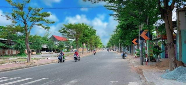 Một góc đường thị trấn Phước Hải, huyện Đất Đỏ cũ. Ảnh IT. dado-ph.jpg