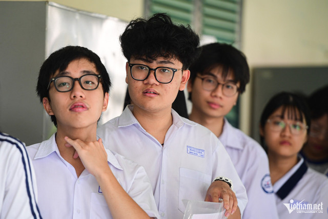 Thí sinh dự thi tốt nghiệp 2025. Ảnh: Nguyễn Huế thisinh-1.jpg