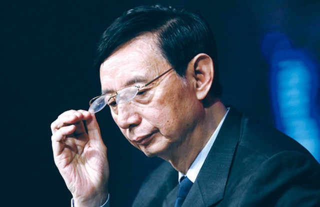 Sau biến cố tài chính và rút khỏi thương trường, vị doanh nhân từng lẫy lừng một thời giờ sống một mình trong viện dưỡng lão. Ảnh: Baidu doan-minh-thien-2.jpg