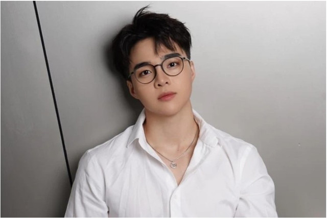 Tun Phạm vướng ồn ào quảng cáo lố. Ảnh: Tun Phạm/Facebook. tunpham-1.png