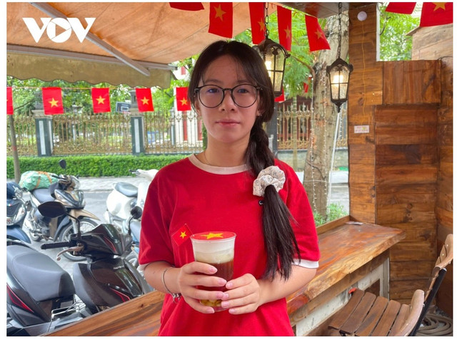Với em Lê Khánh Hà (Ninh Bình), ngày Quốc khánh 2/9 không chỉ là dịp kỷ niệm mà còn là động lực để thế hệ trẻ học tập, rèn luyện, đóng góp cho sự phát triển của đất nước codo-2.png