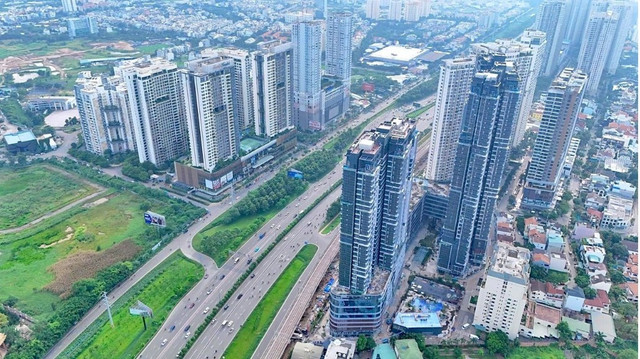 UBND cấp xã chịu trách nhiệm toàn diện trước pháp luật và UBND TPHCM về tình hình quản lý trật tự xây dựng trên địa bàn quản lý. xaydung-bds-2.png