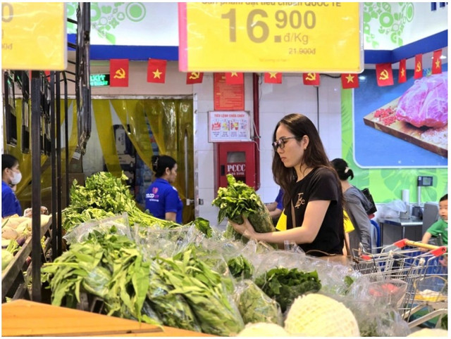 Hàng tươi sống được bổ sung liên tục st-1.png