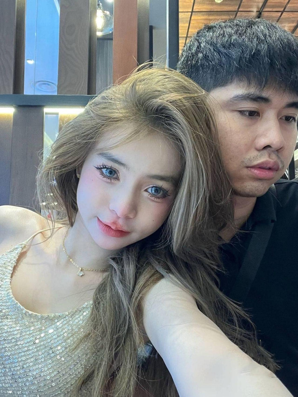 Cô Gái Xinh Đẹp và Ba Chàng Trai - Chuyện Tình Tranh Đấu Đầy Hấp Dẫn Và Bài Học Ký Ức