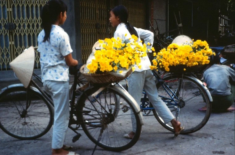 Những hình ảnh về xe đạp “thần thánh” ở Hà Nội năm 1990