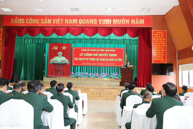 Quang cảnh lễ công bố. img-0789.jpg