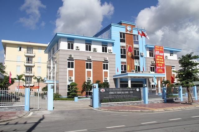 Trụ sở của Công ty Than Hạ Long – TKV. Ảnh: I.T img-1451.jpg