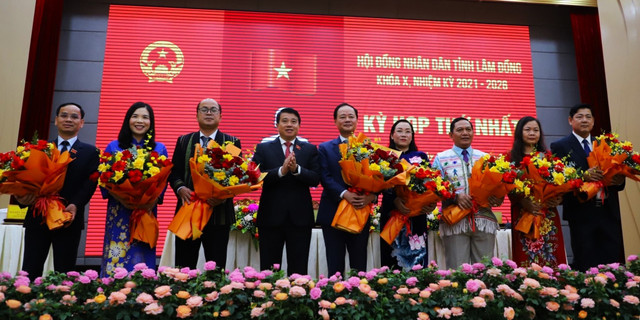 Ra mắt lãnh đạo UBND tỉnh Lâm Đồng nhiệm kỳ 2021–2026. img-1574-7276-5365jpg.jpg