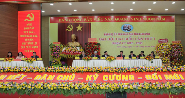 Quang cảnh Đại hội. 2-toan-canh.jpg