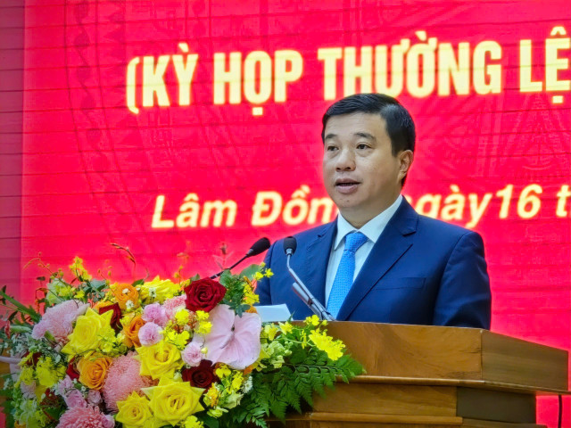Đồng chí Y Thanh Hà Niê Kđăm – Bí thư Tỉnh ủy, Trưởng đoàn ĐBQH khóa XV tỉnh Lâm Đồng, phát biểu chỉ đạo tại kỳ họp. Ảnh: LÊ GIANG img-1589-2.jpg