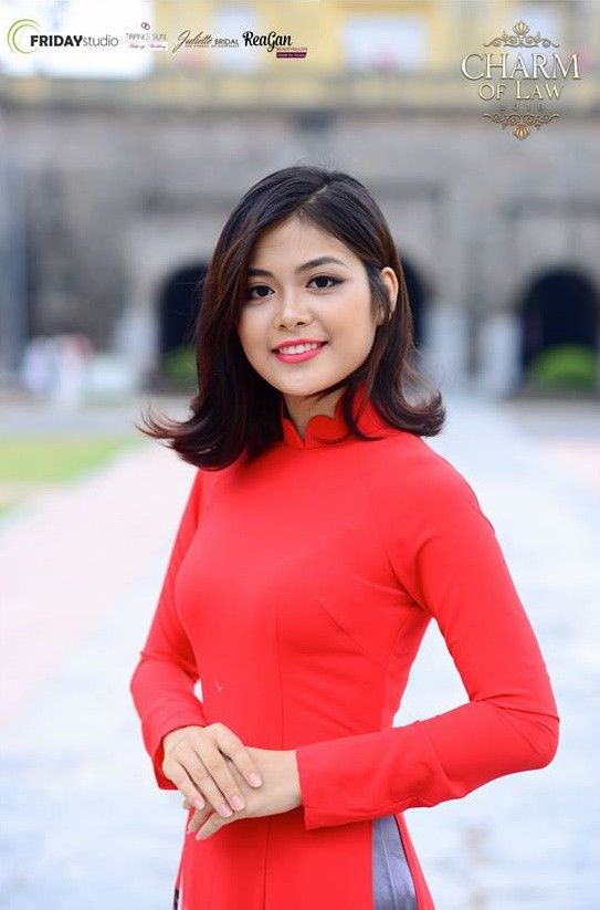 Nữ sinh xinh đẹp cho rằng: "Điều quan trọng không phải là phụ nữ làm chính trị, mà quan trọng là họ biết chọn cho mình vị trí phù hợp với bản thân, và hết mình, có trách nhiệm với công việc đó". Quan điểm này đã nhận được sự đồng tình và tán thưởng của rất nhiều khán giả đồng thời cũng trực tiếp đem lại chiến thắng cuối cùng, giúp Bích Ngọc trở thành Hoa khôi của trường Đại học Luật Hà Nội năm 2016.