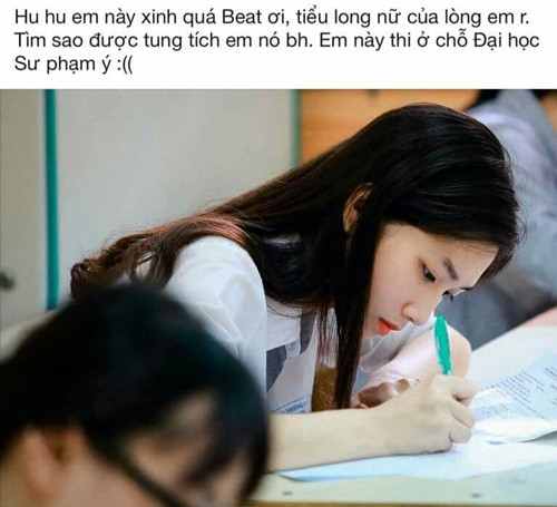 Vào sáng 1/7 tại hội đồng thi ĐH Sư Phạm, Hà Nội đã xuất hiện nữ sĩ tử xinh đẹp được dân mạng ví như Tiểu Long Nữ phiên bản Việt. Sau khi bức ảnh của cô bạn bị chụp trộm ở góc nghiêng được chia sẻ trên một diễn đàn mạng xã hội, ngay lập tức chúng đã trở thành tâm điểm gây chú ý. Chỉ qua quan sát cũng có thể nhận thấy, chủ nhân bức ảnh cực kỳ thu hút nhờ nước da trắng mịn, mái tóc dài và gương mặt ngây thơ trách sao được nhiều chàng trai xao lòng, thổn thức mong muốn tìm kiếm danh tính cô bạn đến vậy .