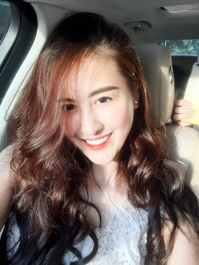 Hot girl Hà Lade (tên thật Bùi Thanh Hà) cũng từng theo học tại Đại học Văn hóa.
