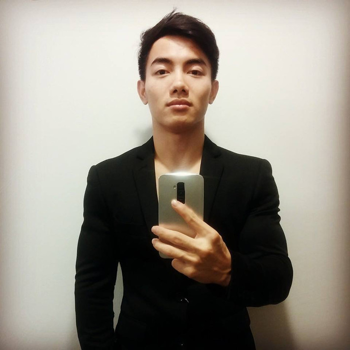 Cũng chính vì điều này mà khán giả nhà dành tặng cho Phước Hưng biệt danh "hotboy thể dục". Việc lọt top 10 VĐV quyến rũ nhất tại SEA Games 28, một lần nữa chứng tỏ sức hút đặc biệt của Phạm Phước Hưng không chỉ với khán giả trong nước mà còn cả quốc tế.