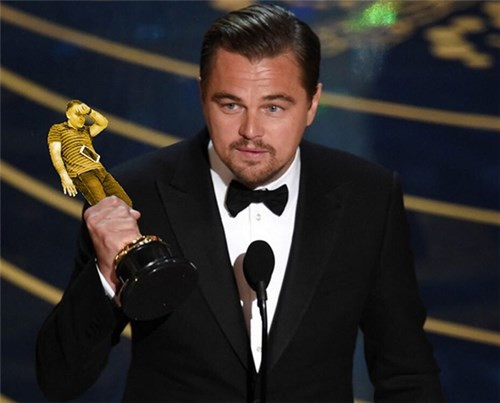 Vai diễn của Leonardo DiCaprio trong The Revenant xứng đáng nhận giải Liều thuốc ngủ của năm.