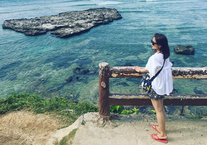Trần Thơ gây ấn tượng với người đối diện bởi gương mặt hài hòa, phúc hậu và có phần trẻ hơn so với tuổi.