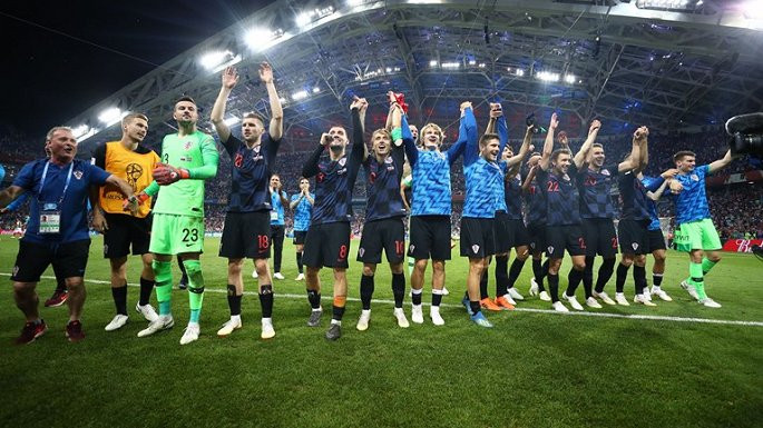 Đây sẽ là lần thứ 5 World Cup từ vòng bán kết chỉ còn là cuộc chiến giữa các đội bóng châu Âu. Trước đó, từng xảy ra ở World Cup 1934, 1966, 1982 và 2006. Tất cả những năm này đều diễn ra ở châu Âu.