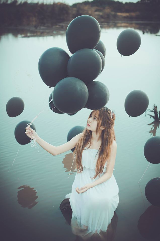 Thanh Nhã có tài làm quân sư quạt mo cho bạn bè, mọi vấn đề về cuộc sống hay chuyện tình cảm... Thanh Nhã đều có thể lắng nghe và chia sẻ. Chưa kể cô nàng còn có khả năng "làm mối", từng vun vén thành công cho một vài đôi bạn từ khi còn học phổ thông.
