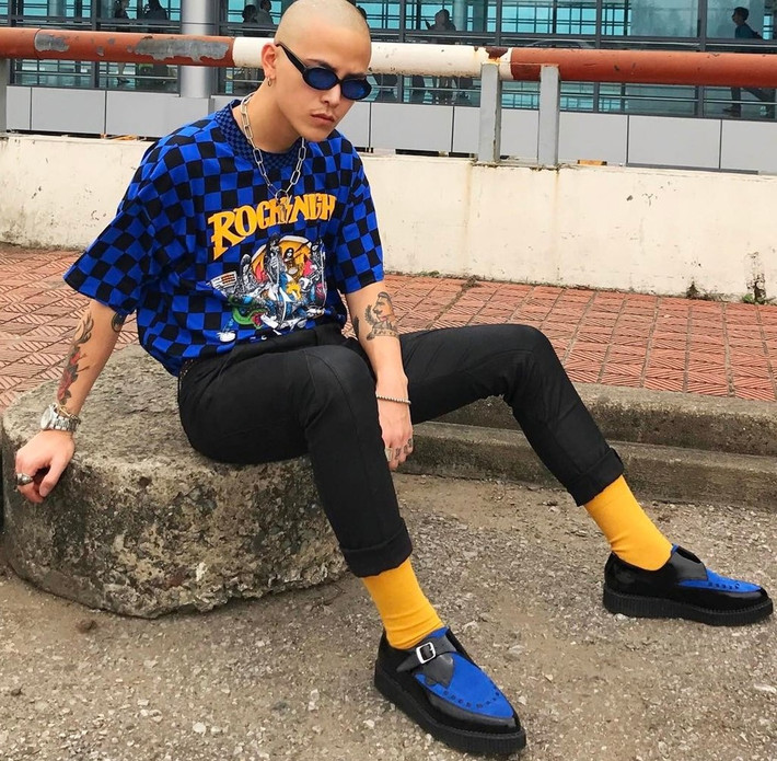 Decao hiện sở hữu hơn 185.000 lượt theo dõi trên Instagram. Anh cũng được dân mạng đánh giá là người có ảnh hưởng đến phong cách thời trang của giới trẻ Việt.