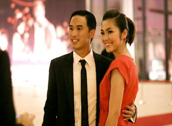 Sau khi kết hôn, dù ít nhắc đến chuyện gia đình nhưng cô luôn tỏ vẻ toại nguyện với quyết định của mình.