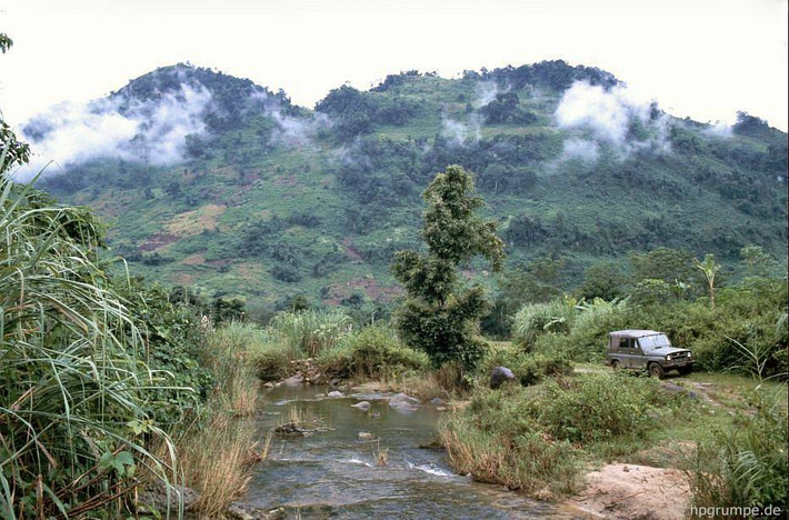 Đường lên Sapa khi ấy chỉ là đường mòn.
