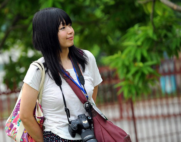 Ngoài Hòa Minzy, mới đây Công Phượng cũng gặp phải một số rắc rối khác liên quan đến những người đẹp và cách cư xử của anh với họ. Hot girl, nữ phóng viên Nhật Bản xinh đẹp Megumi Hata dù đã cất công đến Hải Phòng để gặp Công Phượng nhưng đã bị cầu thủ này từ chối.