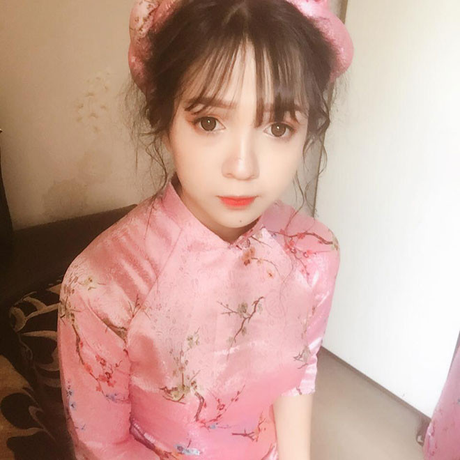 Mỹ Hạnh- "chị cả" của dàn phù dâu.