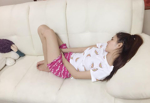 Lilly Luta tự nhận bản thân mình có khả năng ngủ được ở mọi lúc, mọi nơi. Khi mệt mỏi thì ghế sau xe ô tô, ghế salon phòng khách hay bất cứ chỗ nào có thể ngả lưng, gác đầu đều có thể trở thành chiếc giường yêu quý của Lilly Luta.