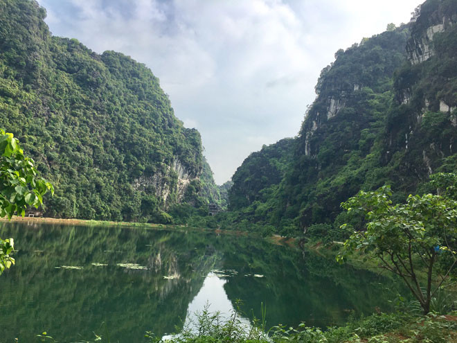Tòa thành nơi Vua Đinh vua Lê nuôi hổ báo.