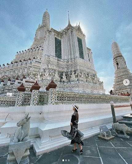 Hình ảnh xinh đẹp của nữ ca sĩ "Cầu hôn" trong chuyến đi này.