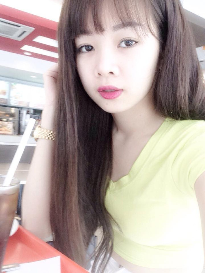 Một điều đặc biệt, dù là một DJ có sở trường về nhạc EDM nhưng Tiểu My lại bộc bạch rằng bản thân cô lại rất thích và luôn cố gắng tìm cho mình những chốn yên tĩnh, những khoảng lặng riêng. Thói quen này là do hàng ngày Tiểu My đã dành quá nhiều thời gian cho nghề DJ, làm việc thường xuyên ở những nơi ồn ào, náo nhiệt nên cô nàng cũng luôn cần những khoảng lặng để cân bằng lại bản thân và cuộc sống.