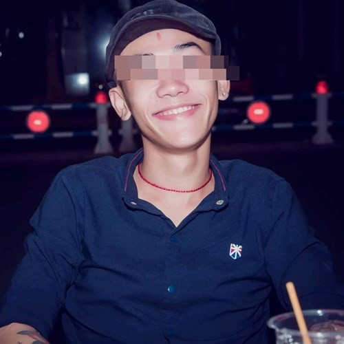 Dựa vào những chia sẻ của các nhân chứng, cộng đồng mạng suy đoán rất có thể màn tự thiêu nhảy cầu này đã được các thanh niên này chuẩn bị, lên kế hoạch kỹ càng từ trước, vừa để "giữ lời hứa" trong status câu like và vừa không khiến bản thân gặp nguy hiểm. Tham gia kế hoạch nguy hiểm này được cho là có N.T và 2 người bạn thân khác. Cả ba đều hơn 20 tuổi, sống ở quận Tân Phú, TP HCM.