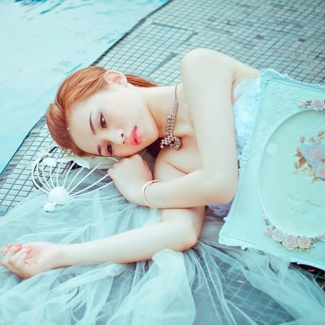 Phẫu thuật thẩm mỹ đã làm thay đổi hoàn toàn cuộc sống của cô gái 9X. Ảnh trong bài: Facebook nhân vật.