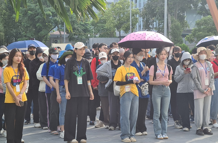 Sáng 29/9/2024, sự kiện “Ngày hội dọn rác thế giới - World Cleanup Day 2024” được tổ chức tại tuyến đường Phạm Hùng (quận Nam Từ Liêm, TP Hà Nội) với mục tiêu nâng cao nhận thức của cộng đồng và kêu gọi cộng đồng cùng hành động vì môi trường xanh của Thủ đô.