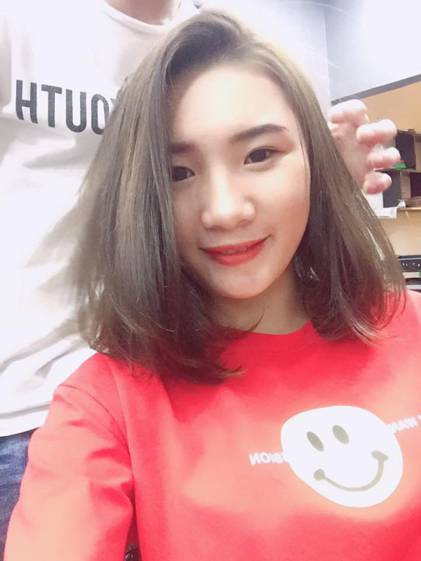 Cô gái đó tên là Hoài, 20 tuổi, hiện đang theo học tiếng Nhật tại Hà Nội.