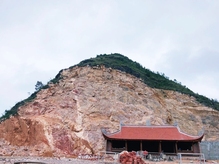 Bộ Bộ Văn hóa - Thể thao và Du lịch yêu cầu dự án này cần bám sát quy hoạch tổng thể phát triển du lịch Khu du lịch quốc gia cao nguyên đá Đồng Văn, tỉnh Hà Giang đến năm 2025 tầm nhìn 2030 và quy hoạch xây dựng công viên địa chất toàn cầu cao nguyên đá Đồng Văn đến năm 2030 để tính toán giảm quy mô xây dựng các công trình, đảm bảo bảo vệ hệ sinh thái trên núi đá vôi và cảnh quan môi trường tự nhiên.