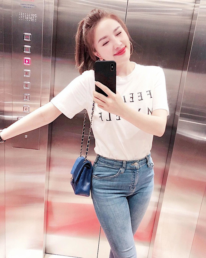 Được biết, toàn bộ nội - ngoại thất đều do chính tay anh trai Bảo Thy thiết kế.