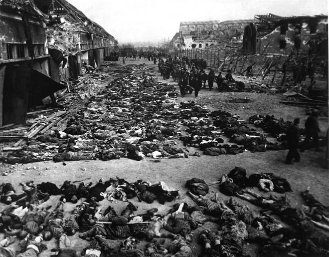 Holocaust là tên gọi của cuộc tàn sát chủng tộc đối với 6 triệu người Do Thái và nhiều nhóm thiểu số khác ở Châu Âu và Bắc Phi trong thời gian Thế chiến II do Phát xít Đức và các nước cùng phe gây ra. Dân Do Thái chiếm thành phần lớn nhất trong số các nạn nhân của cuộc thảm sát mà Đức Quốc xã gọi là "Giải pháp tối hậu cho vấn đề Do Thái" .