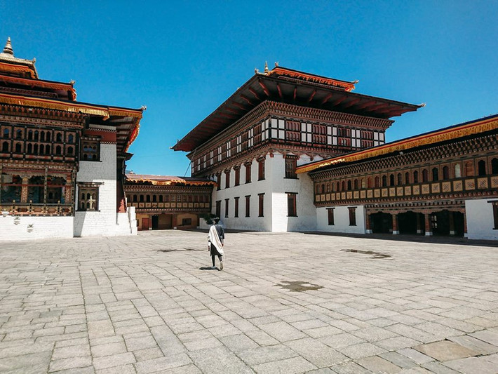 Điều ấn tượng nhất của Trúc Lâm khi du lịch Bhutan là những điều không thể tìm thấy ở một nơi nào khác trên thế giới. Đất nước này có không khí trong lành tuyệt đối; con người thân thiện, hiền lành và mang lại cảm giác ấm áp, Thiên nhiên và con người hòa vào nhau. Người dân nơi đây sống thiên về tâm linh, vì con người, vì sự hạnh phúc. Ở Bhutan không có trộm cắp, không có ăn xin, ai ai cũng đều hạnh phúc.