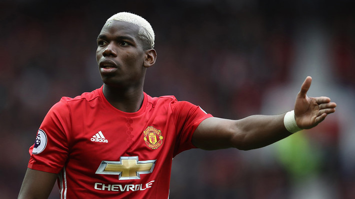 1. Paul Pogba (tiền vệ - 89 triệu bảng): "Quỷ đỏ" sẽ sở hữu hàng tiền vệ vô cùng đáng gờm ở mùa giải tới với sự góp mặt của Paul Pogba, Ander Herrera và Nemanja Matic. Với sự hỗ trợ của Herrera và Matic, Pogba sẽ được thoải mái phát huy những phẩm chất của một cầu thủ tấn công hàng đầu.