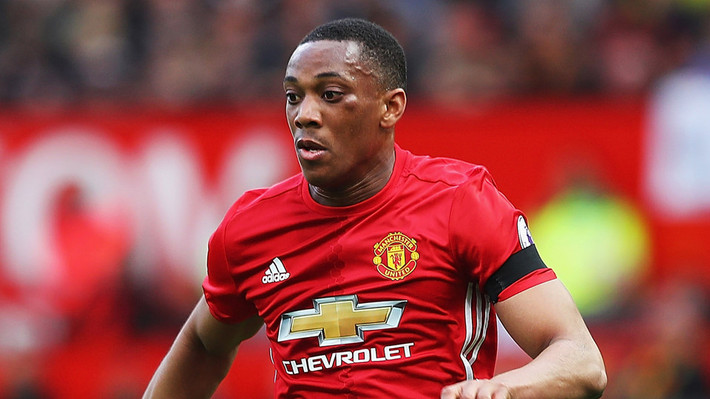 6. Anthony Martial (tiền đạo - 36 triệu bảng): Sao trẻ người Pháp đóng vai trò quan trọng trong kế hoạch của Jose Mourinho mùa giải tới.
